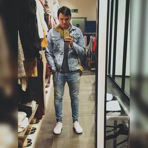 Meet your Posher, Rafael